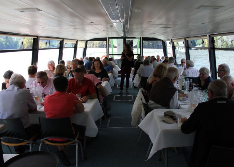 © Croisière repas - Bateau croisière des Gorges de la Loire