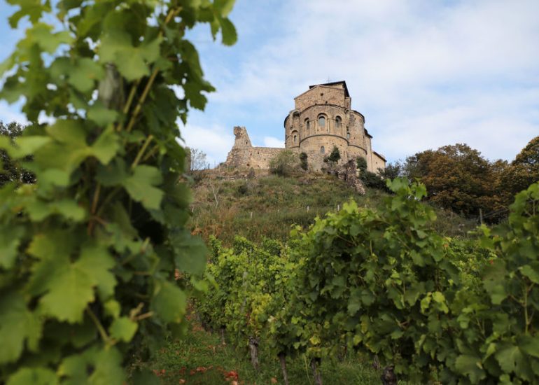 © Prieuré de St Romain le Puy - Hubert Genouilhac