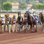 © Courses hippiques - Hippodrome de Feurs