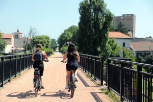 Boucle cyclable : entre Forez et Lyonnais à vélo : Montrond-Les-Bains / Chazelles-sur-Lyon