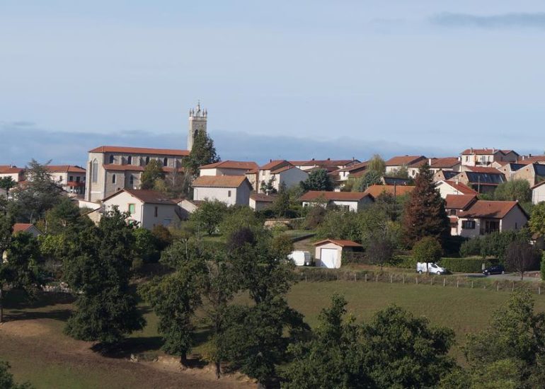 © Village de Rozier-en-Donzy - OT Forez-Est