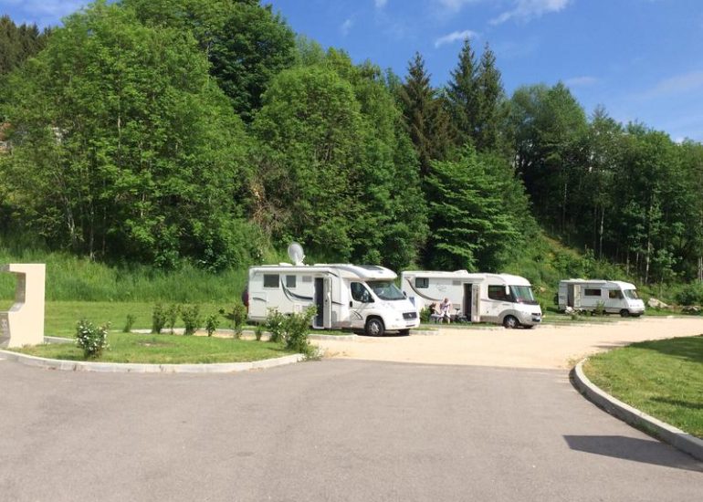 © Aire camping car Chalmazel - OT Loire Forez