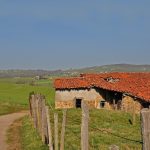 © Balade à vélo électrique… les paysages des Monts du Lyonnais_Chazelles-sur-Lyon - OT Forez-Est