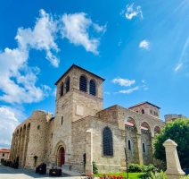 Champdieu, Characterful village