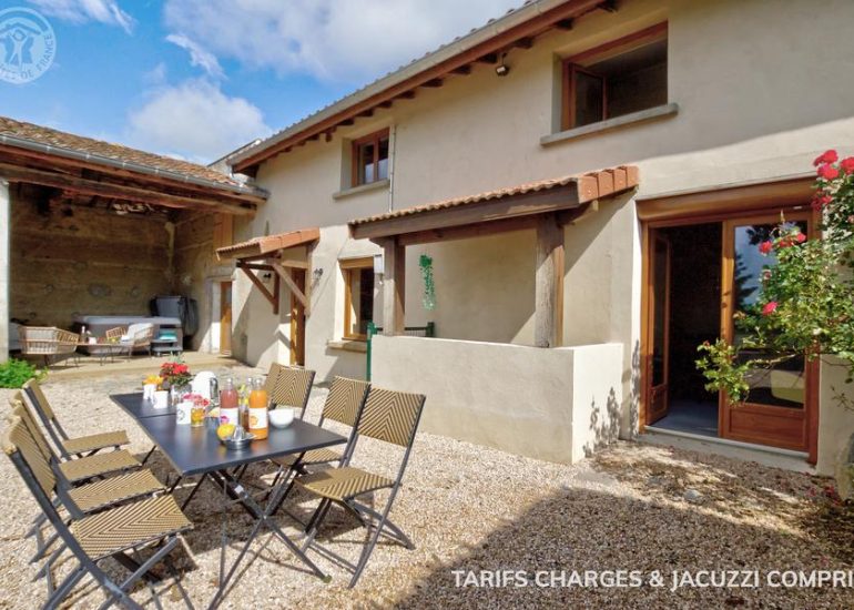 Gîte - Ferme des Délices Foréziens_Saint-Cyr-les-Vignes