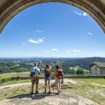 © GR®765 et Chemin de St-Jacques-de-Compostelle Cluny/Le-Puy-en-Velay Etape Marols - Merle-Leignec - Branche Est_Marols - Luc Olivier