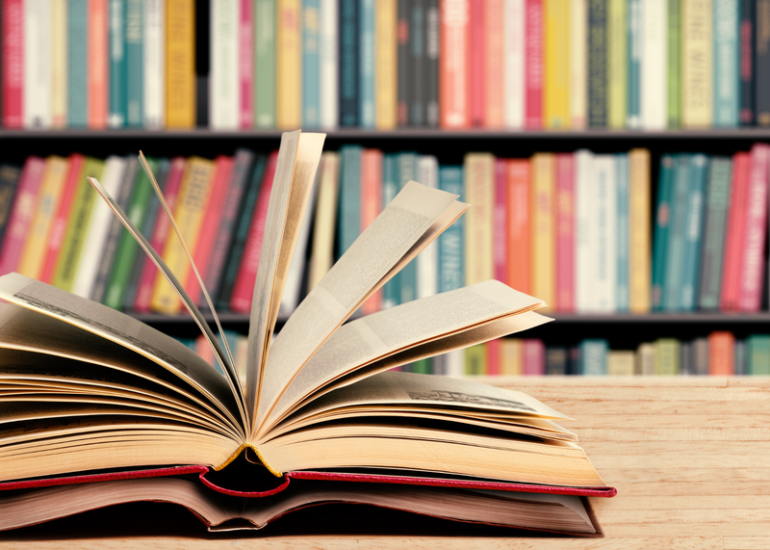 © Braderie littéraire - Grande vente de livres_Chazelles-sur-Lyon - Canva