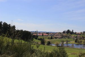 La Ronde : vues sur Usson en Forez