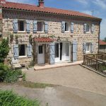 © Gîte La Bastide - Thinereilles - St-Jean-Soleymieux - M. et Mme BASTIDE